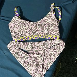Moana size medium bikini set